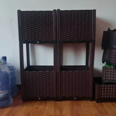 PVC-Kunststoff-Gemüsegarten-Blumenkasten im Freien quadratisch